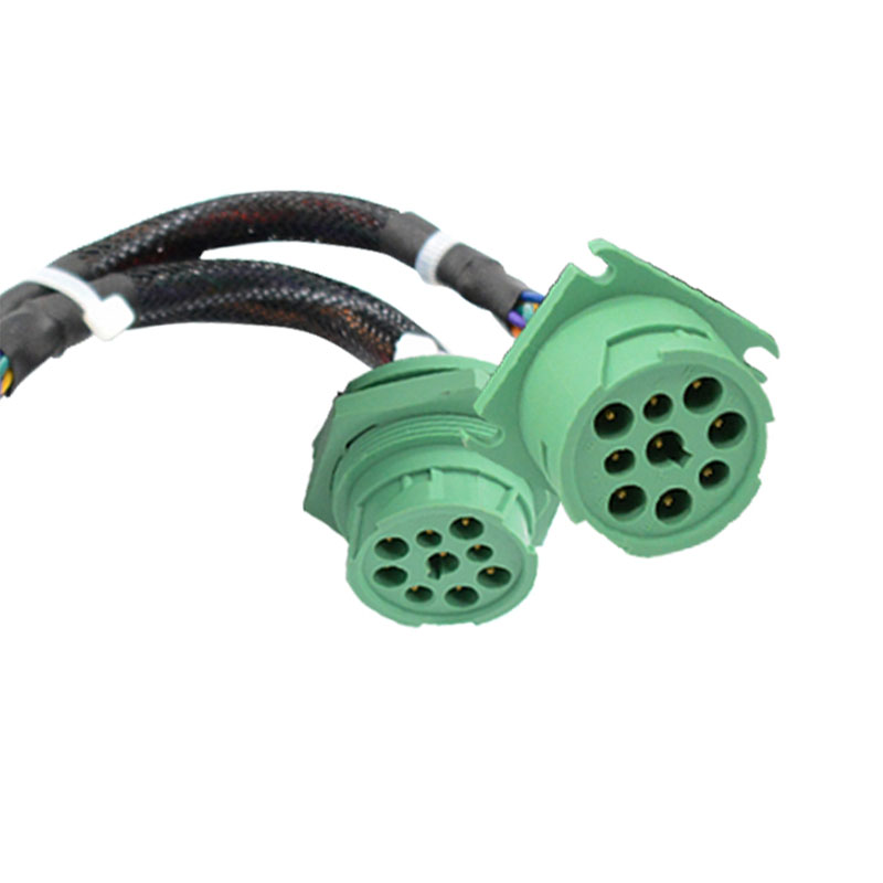 Type 2 Split Y9 Pin Green Cable Excellent Connectivity And Customization